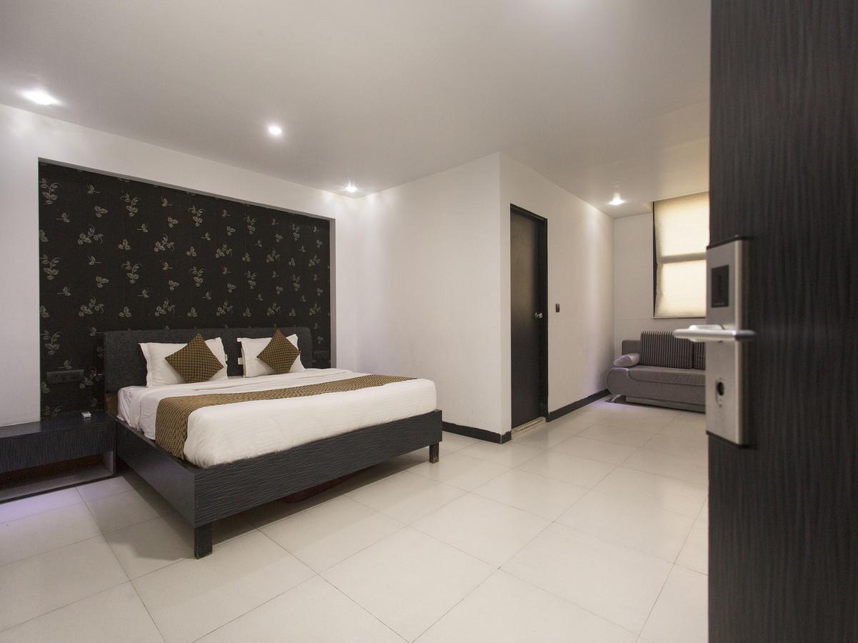 Oyo 14068 Rendezvous Resorts Aurangābād Extérieur photo