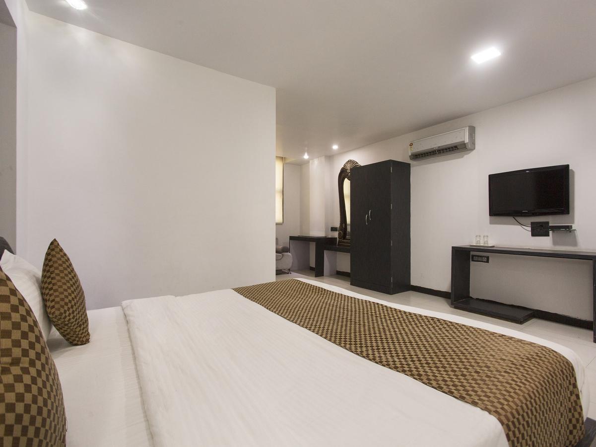 Oyo 14068 Rendezvous Resorts Aurangābād Extérieur photo
