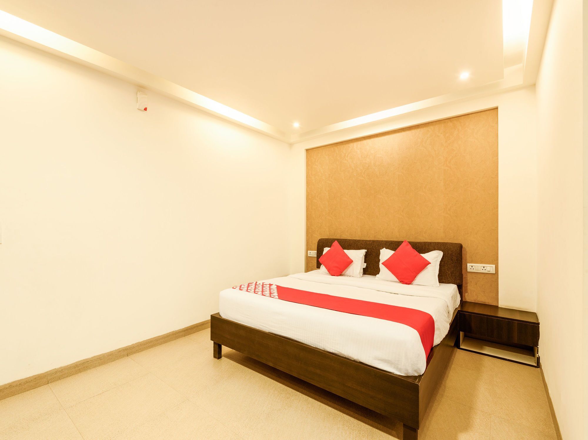 Oyo 14068 Rendezvous Resorts Aurangābād Extérieur photo